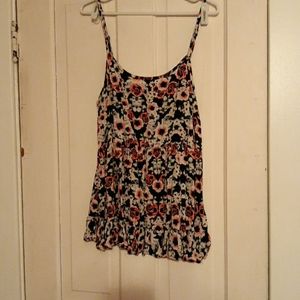 LAST CHANCE - Torrid Floral Tank